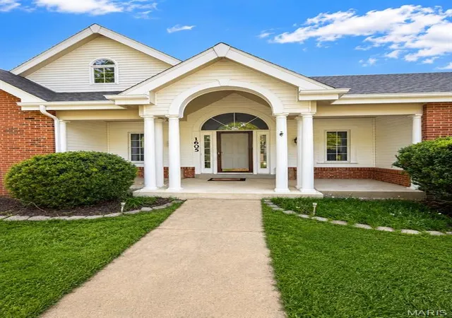 Photo 2 of Single family home for sale at 1605 Ridge Bend Dr, Glencoe, MO 63038 | MLS# MIS26054985 | Listing updated on 2026-09-13