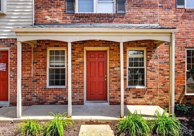 Photo 2 of Condo for sale at 1250 Clarkson Ct, Ellisville, MO 63011 | MLS# MIS26054986 | Listing updated on 2026-09-30