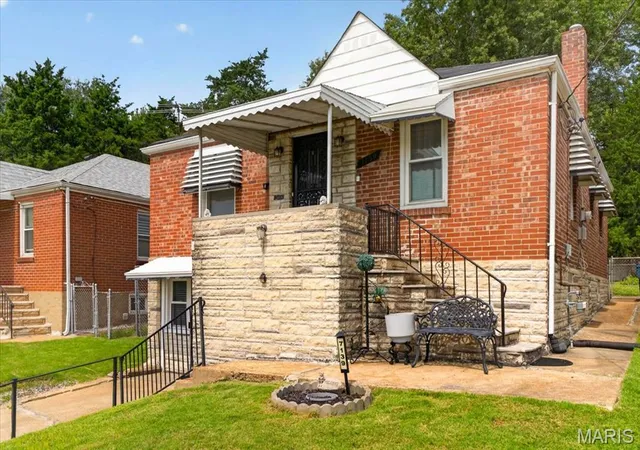 Photo 2 of Sale Pending at 7139 Theodore Ave, St Louis, MO 63136 | MLS# MIS26055012 | Listing updated on 2026-08-31