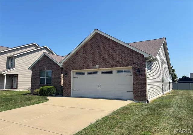 Photo 21 of Single family home for sale at 840 Topaz Ct, Mascoutah, IL 62258 | MLS# MIS26055025 | Listing updated on 2026-09-02