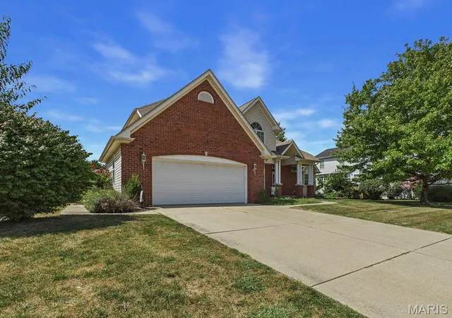 Photo 2 of Single family home for sale at 1219 Quail Ridge Ct, Belleville, IL 62221 | MLS# MIS26055026 | Listing updated on 2026-09-14