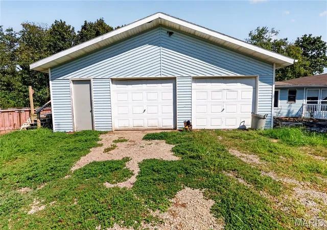 2nd image of 29053 Hwy Aa, Lebanon, MO 65536 | MLS# MIS26055035