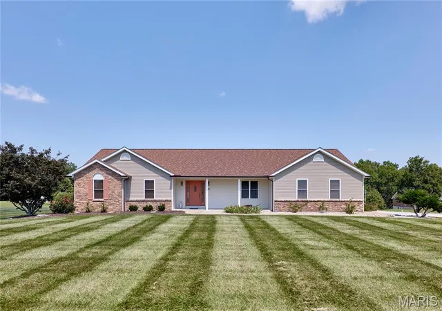 1st image of 151 Plantation Dr, Troy, MO 63379 | MLS# MIS26055041