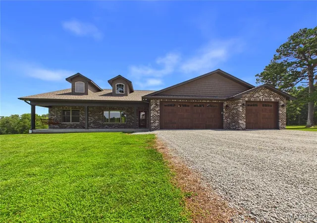Photo 1 of Single family home for sale at 8172 Hwy 32, Ste Genevieve, MO 63670 | MLS# MIS26055046 | Listing updated on 2026-09-28