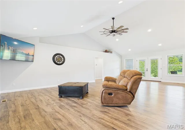 Photo 2 of Single family home for sale at 8172 Hwy 32, Ste Genevieve, MO 63670 | MLS# MIS26055046 | Listing updated on 2026-09-28