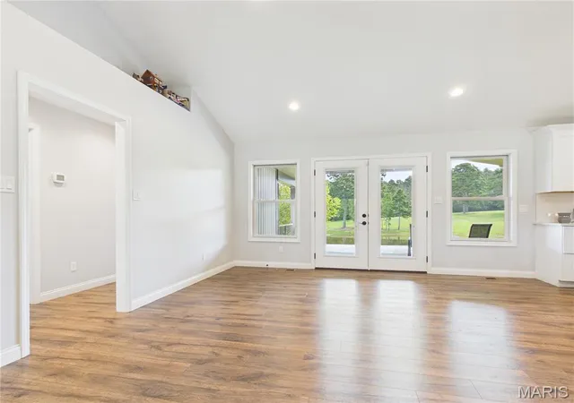 Photo 3 of Single family home for sale at 8172 Hwy 32, Ste Genevieve, MO 63670 | MLS# MIS26055046 | Listing updated on 2026-09-28