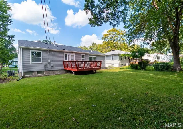Photo 21 of Single family home for sale at 10212 Surf Dr, Bellefontaine Nghbrs, MO 63137 | MLS# MIS26055050 | Listing updated on 2026-10-03