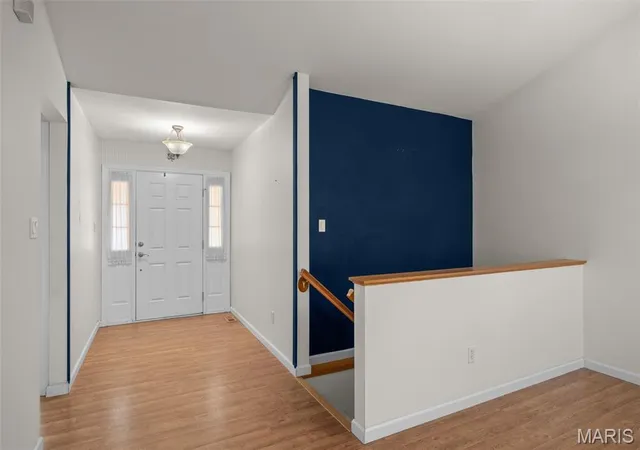 Photo 3 of Sale Pending at 723 River Glen Dr, O'fallon, MO 63368 | MLS# MIS26055056 | Listing updated on 2026-08-30