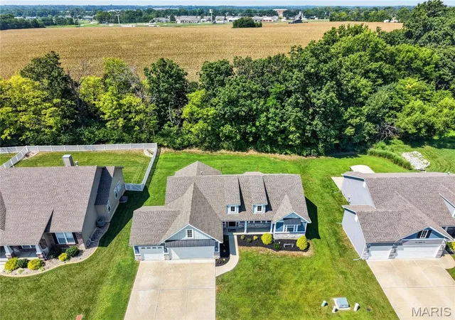 2nd image of 178 Austin Oaks Dr, Moscow Mills, MO 63362 | MLS# MIS26055062