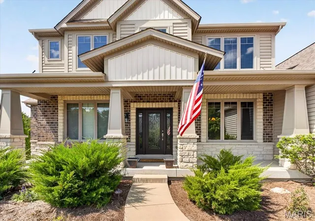Photo 2 of Single family home for sale at 1307 Homestead Hts Dr, Wildwood, MO 63005 | MLS# MIS26055074 | Listing updated on 2026-10-05