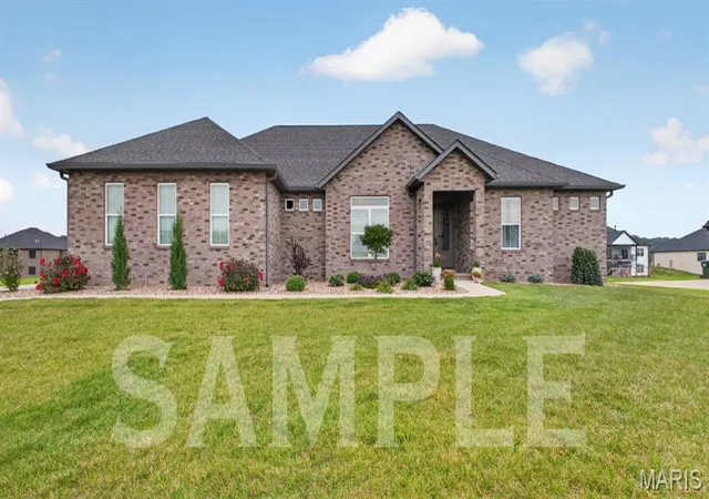Photo 1 of Single family home for sale at 1386 Walnut Ridge Dr, Columbia, IL 62236 | MLS# MIS26055075 | Listing updated on 2026-08-28
