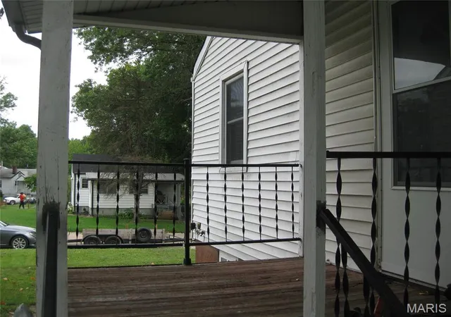 Photo 5 of Single family home for sale at 5621 Curry Ave, Country Club Hills, MO 63136 | MLS# MIS26055084 | Listing updated on 2026-08-27