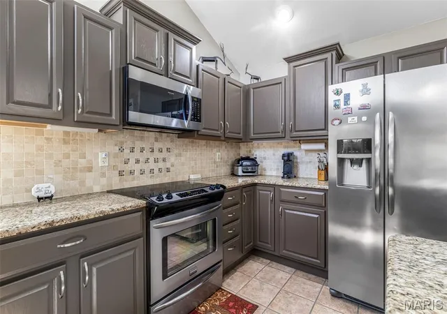 Photo 3 of Single family home for sale at 223 Woodvine Ct, Farmington, MO 63640 | MLS# MIS26055086 | Listing updated on 2026-08-30