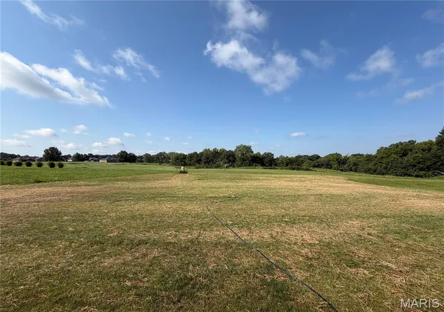 32nd image of 52839 Norwoods Pl, Hannibal, MO 63401 | MLS# MIS26055093