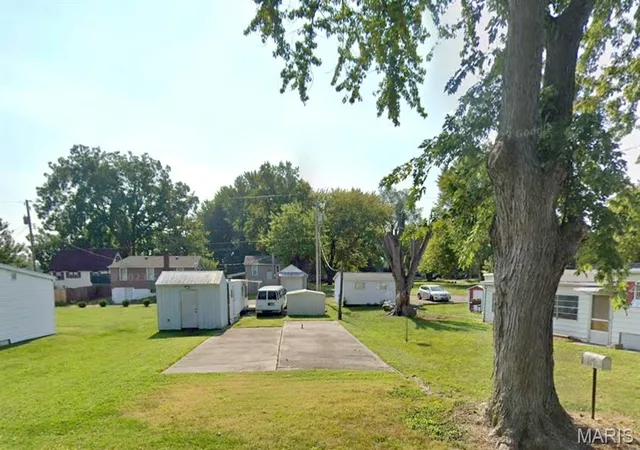 Photo 1 of Land for sale at 1829 & 1830 E C St, Belleville, IL 62221 | MLS# MIS26055100 | Listing updated on 2026-08-27