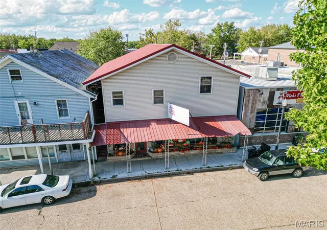 Photo 1 of Single family home for sale at 107 E Springfield St, St James, MO 65559 | MLS# MIS26055112 | Listing updated on 2026-08-31