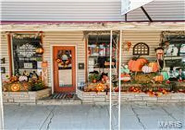 3rd image of 107 E Springfield St, St James, MO 65559 | MLS# MIS26055112