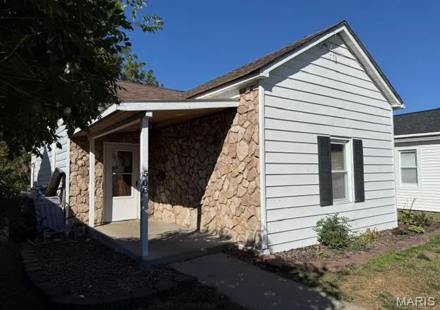 Photo 1 of Single family home for sale at 508 S Bradley St, Palmyra, MO 63461 | MLS# MIS26055114 | Listing updated on 2026-10-19