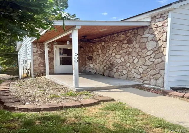 Photo 2 of Single family home for sale at 508 S Bradley St, Palmyra, MO 63461 | MLS# MIS26055114 | Listing updated on 2026-09-01