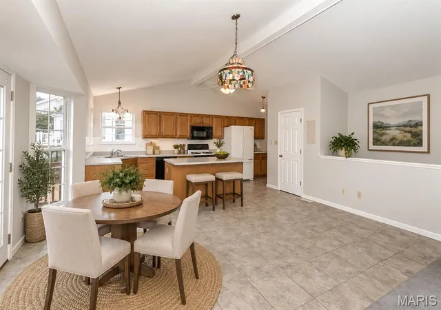 Photo 4 of Single family home for sale at 17027 Old Holw Dr, Wildwood, MO 63040 | MLS# MIS26055124 | Listing updated on 2026-09-28