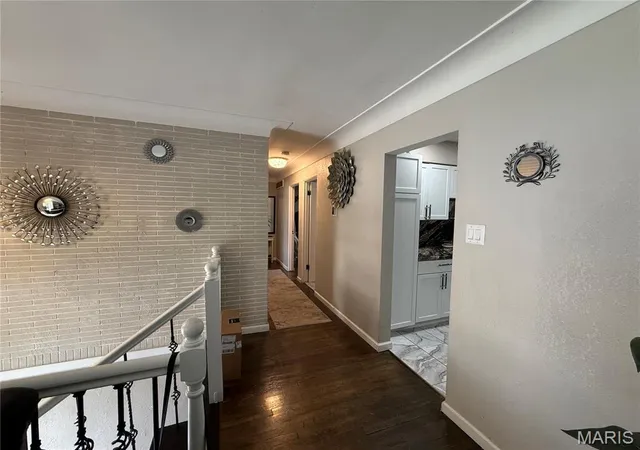 Photo 3 of Single family home for sale at 3 Westgate Dr, Granite City, IL 62040 | MLS# MIS26055126 | Listing updated on 2026-10-25