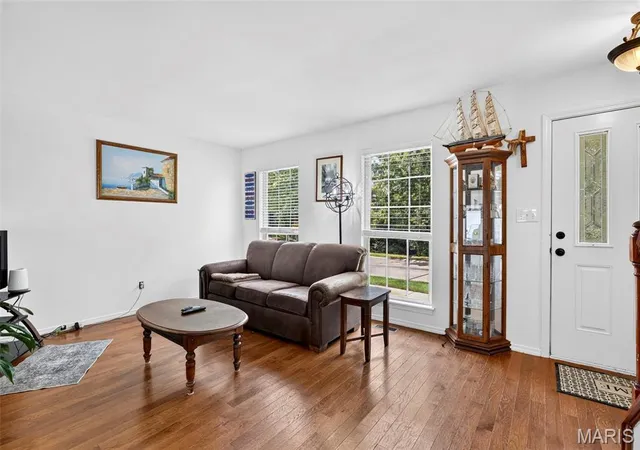 Photo 4 of Townhouse for sale at 871 Boardwalk Springs Pl, O Fallon, MO 63368 | MLS# MIS26055134 | Listing updated on 2026-09-02