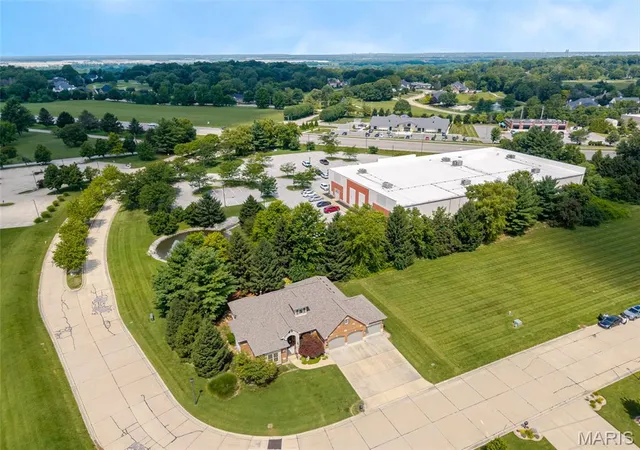 Photo 51 of Single family home for sale at 101 Fountain Dr, Glen Carbon, IL 62034 | MLS# MIS26055158 | Listing updated on 2026-08-28