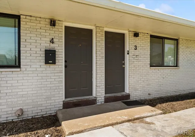 Photo 3 of Multi family home for sale at 1724 Kennedy Dr, Madison, IL 62060 | MLS# MIS26055171 | Listing updated on 2026-09-04