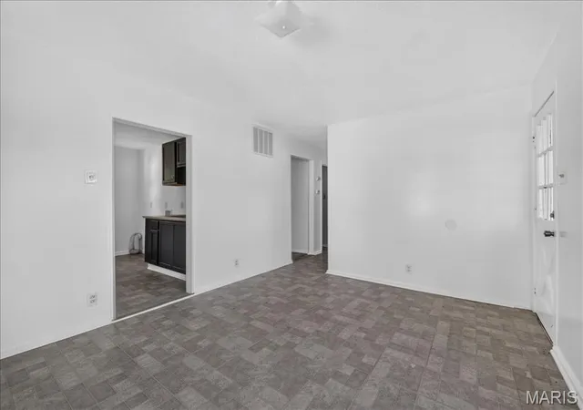 Photo 4 of Single family home for sale at 223 Nadine St, East Saint Louis, IL 62206 | MLS# MIS26055204 | Listing updated on 2026-09-06