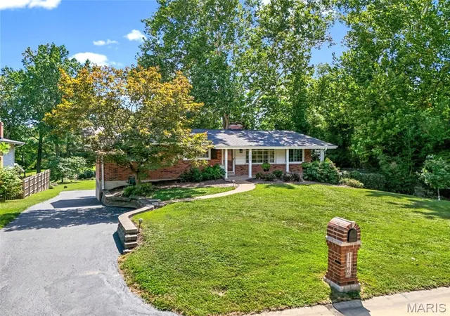 Photo 1 of Single family home for sale at 11706 Doverhill Dr, Sunset Hills, MO 63128 | MLS# MIS26055208 | Listing updated on 2026-09-21