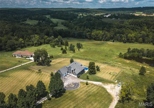 Photo 1 of Single family home for sale at 4411 Rock Rd, Bourbon, MO 65441 | MLS# MIS26055213 | Listing updated on 2026-08-31