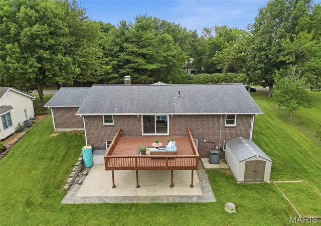 43rd image of 2008 Dubloon Ct, Edwardsville, IL 62025 | MLS# MIS26055217