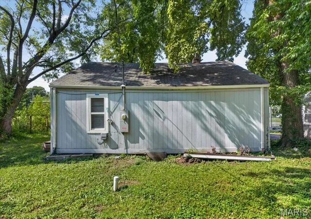 Photo 16 of Single family home for sale at 817 Sparks Ave, East Saint Louis, IL 62206 | MLS# MIS26055223 | Listing updated on 2026-09-02