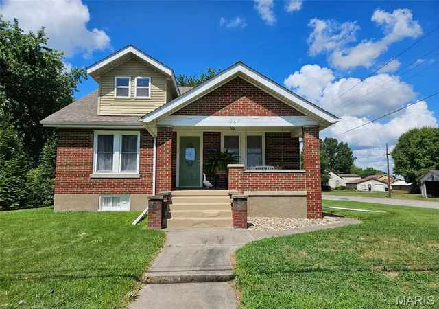 2nd image of 907 N Sparta St, Steeleville, IL 62288 | MLS# MIS26055225