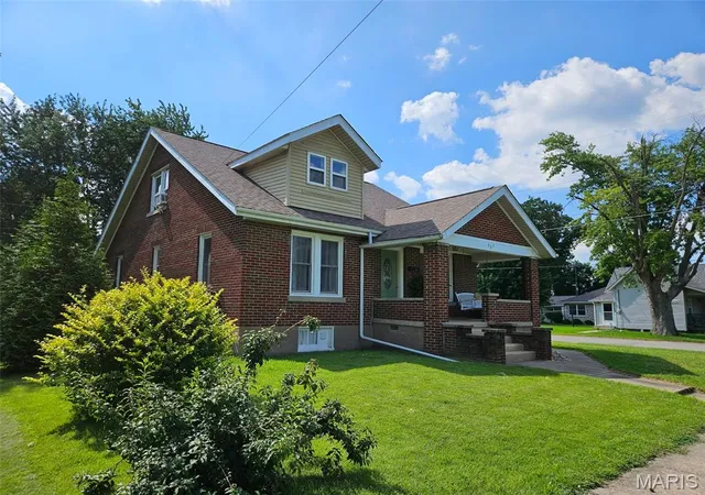 3rd image of 907 N Sparta St, Steeleville, IL 62288 | MLS# MIS26055225