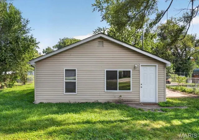 Photo 1 of Single family home for sale at 1841 Mullens Ave, East Saint Louis, IL 62206 | MLS# MIS26055230 | Listing updated on 2026-09-02