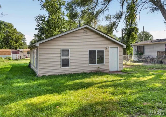Photo 2 of Single family home for sale at 1841 Mullens Ave, East Saint Louis, IL 62206 | MLS# MIS26055230 | Listing updated on 2026-09-02