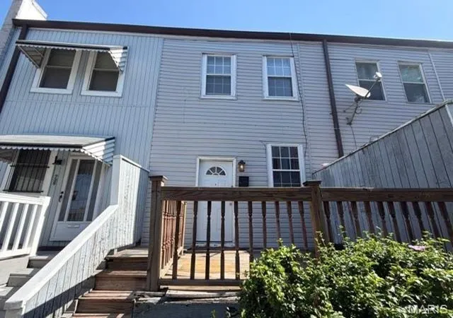 Photo 1 of Townhouse for sale at 736 N Newstead Ave #2, St Louis, MO 63108 | MLS# MIS26055233 | Listing updated on 2026-08-26