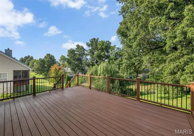 Photo 4 of Single family home for sale at 1016 Gardenbridge Pl, St Charles, MO 63303 | MLS# MIS26055244 | Listing updated on 2026-10-08