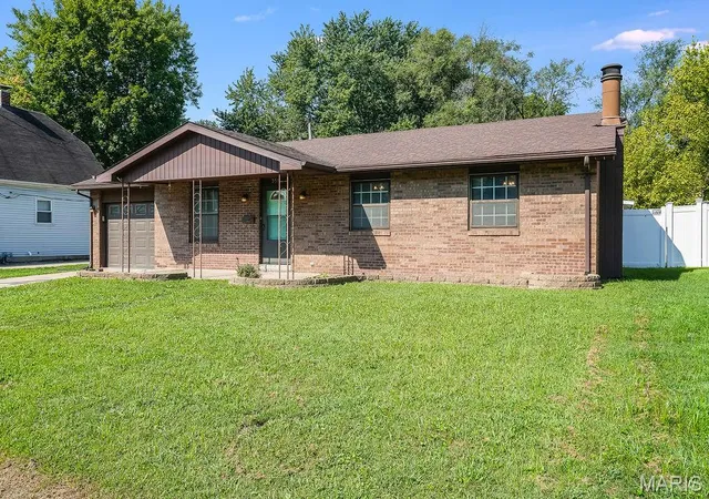 Photo 2 of Single family home for sale at 3517 Johnson Rd, Granite City, IL 62040 | MLS# MIS26055246 | Listing updated on 2026-09-12