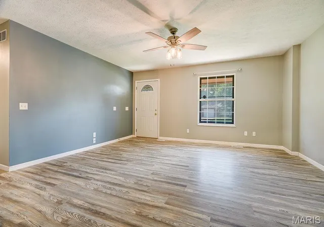 Photo 3 of Single family home for sale at 3517 Johnson Rd, Granite City, IL 62040 | MLS# MIS26055246 | Listing updated on 2026-09-12