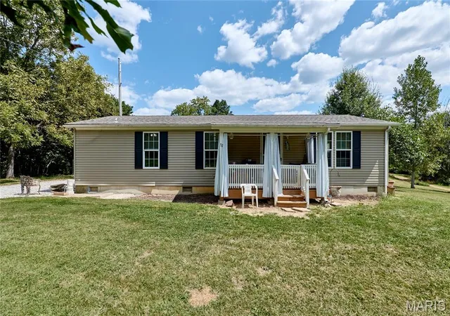 Photo 2 of Single family home for sale at 54 Wisteria Ln, Troy, MO 63379 | MLS# MIS26055249 | Listing updated on 2026-08-31