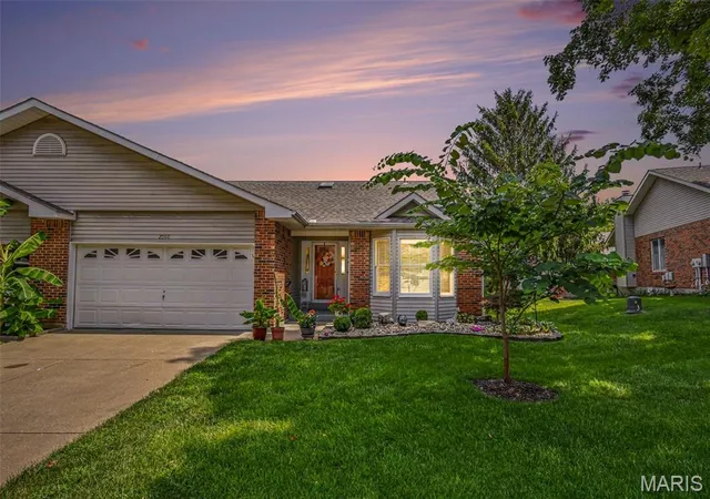 Photo 1 of Condo for sale at 2960 Sylvan Ln #5D, St Charles, MO 63301 | MLS# MIS26055253 | Listing updated on 2026-09-13