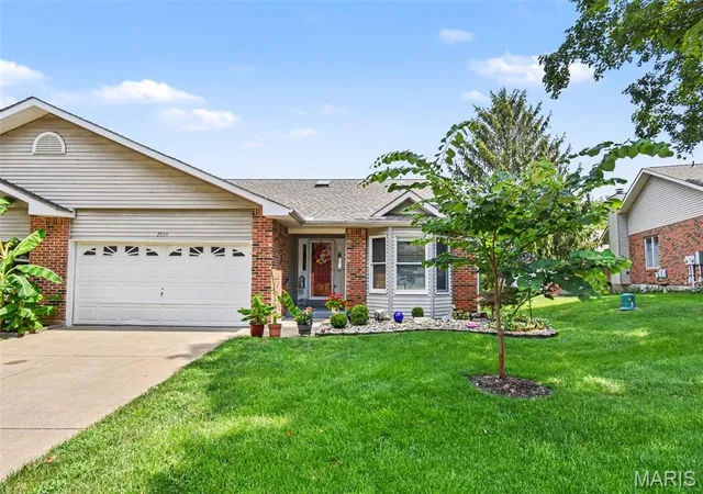 Photo 2 of Condo for sale at 2960 Sylvan Ln #5D, St Charles, MO 63301 | MLS# MIS26055253 | Listing updated on 2026-09-13