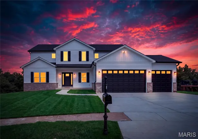 Single family home for sale at 674 Grand View Ridge Ct, Eureka, MO 63025 | MLS# MIS26055258
