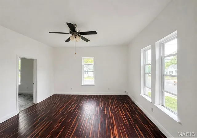 Photo 2 of Single family home for sale at 501 S Washington St, Farmington, MO 63640 | MLS# MIS26055268 | Listing updated on 2026-09-17