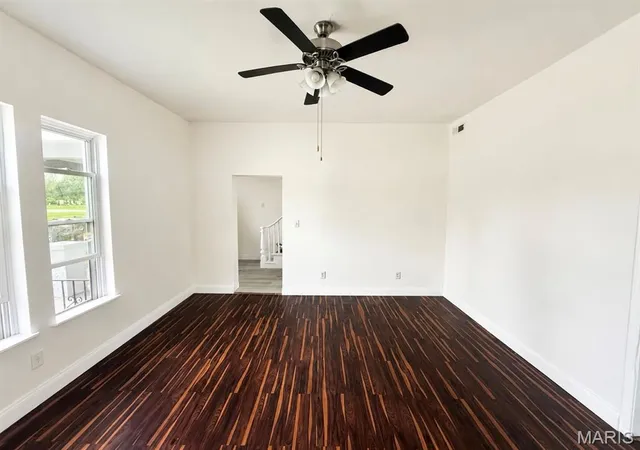 Photo 3 of Single family home for sale at 501 S Washington St, Farmington, MO 63640 | MLS# MIS26055268 | Listing updated on 2026-09-17