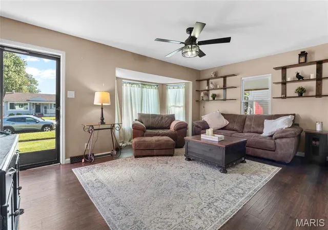 Photo 2 of Single family home for sale at 1640 Venice Ave, Granite City, IL 62040 | MLS# MIS26055283 | Listing updated on 2026-08-30