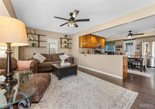 Photo 3 of Sale Pending at 1640 Venice Ave, Granite City, IL 62040 | MLS# MIS26055283 | Listing updated on 2026-09-23