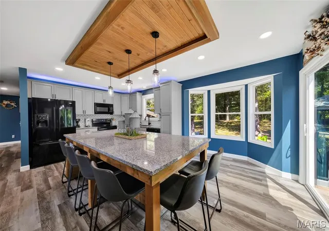 Photo 3 of Single family home for sale at 22907 Lakeside Hills Dr, Warrenton, MO 63383 | MLS# MIS26055288 | Listing updated on 2026-10-09